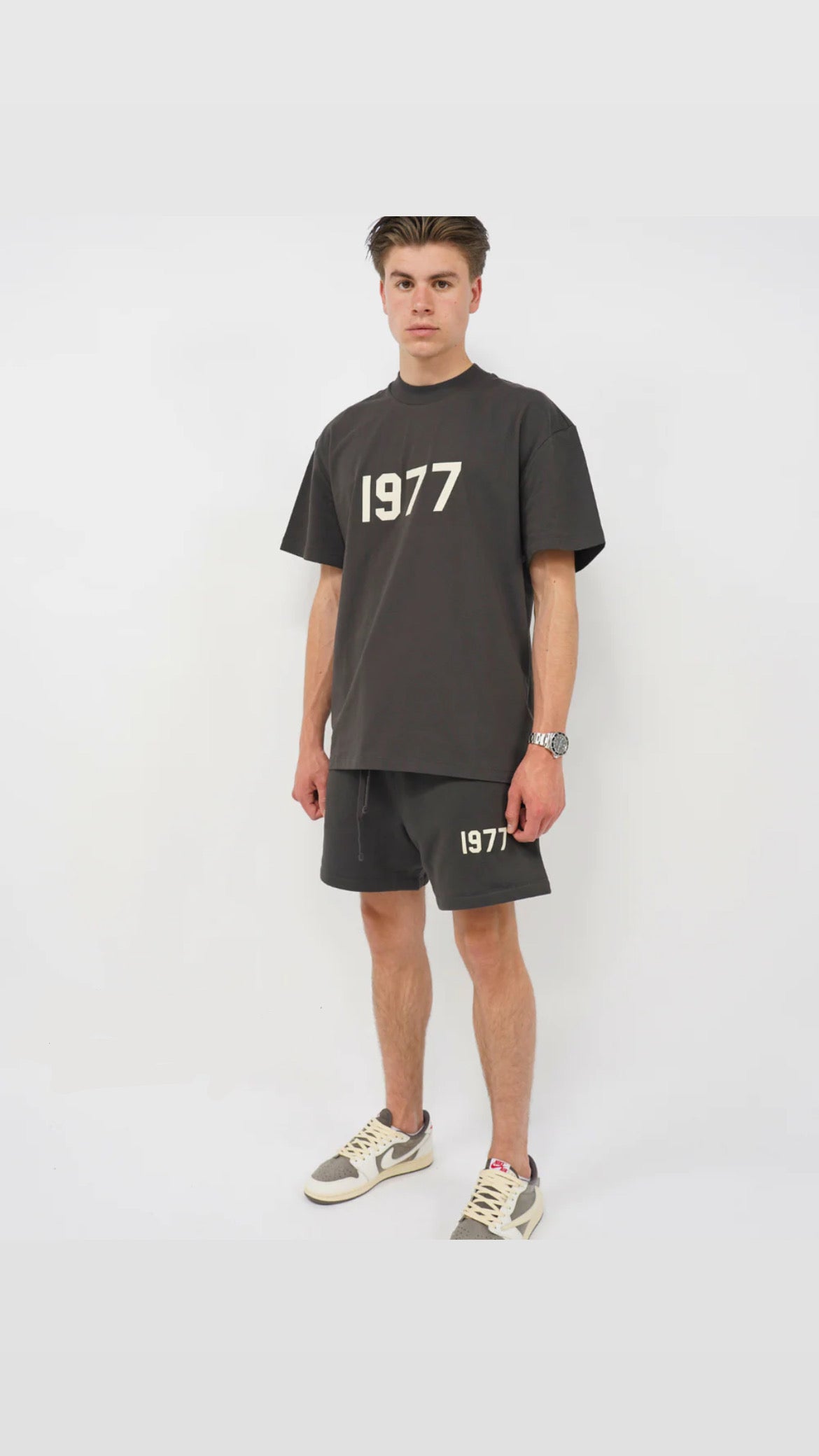 ESSENTIALS 1977 | חליפה קצרה - Black